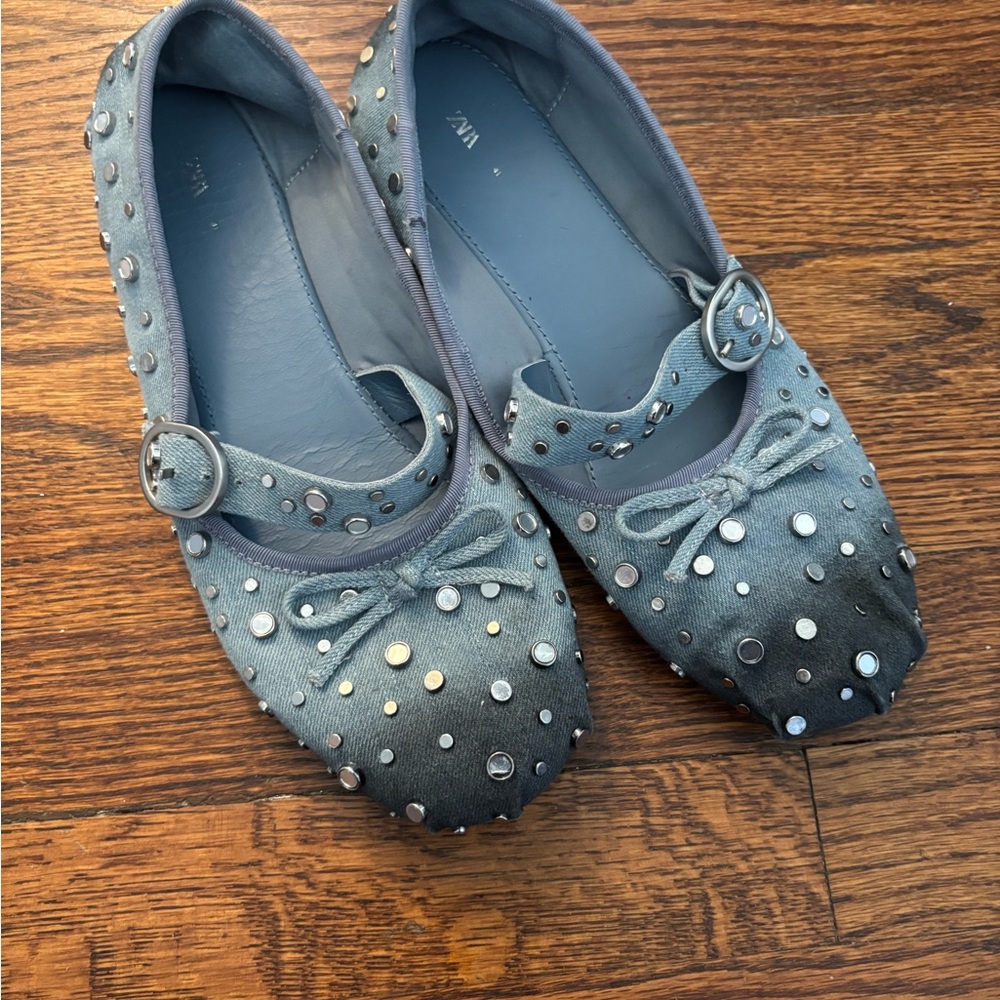 Studded Gray Flats with Bow and Buckle